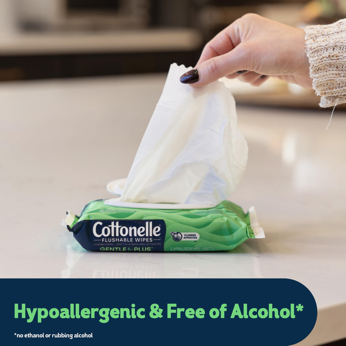 Cottonelle Fresh Feel Flushable Wet Wipes, Adult Wet Wipes, 8 Flip-Top Packs, 42 Wipes Per Pack (336 Total Wipes)